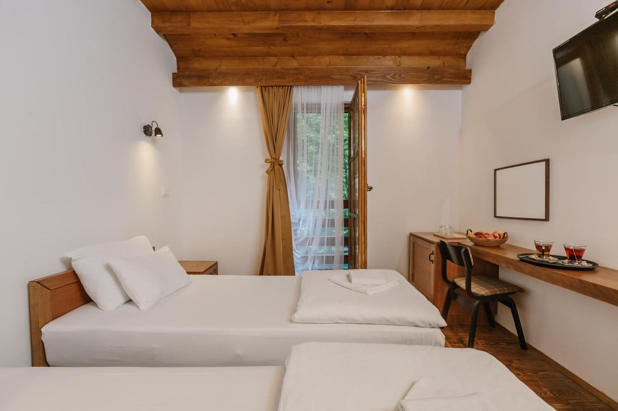 Hotel Porto Tara 자블야크 외부 사진